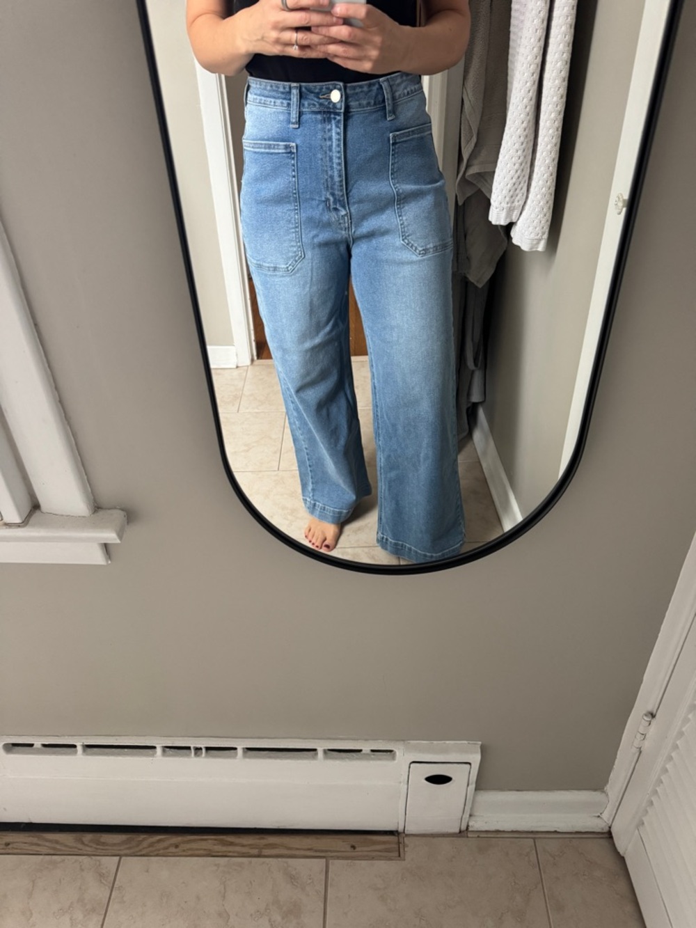 High-Waisted Wide-Leg Women's Jeans - Size 29